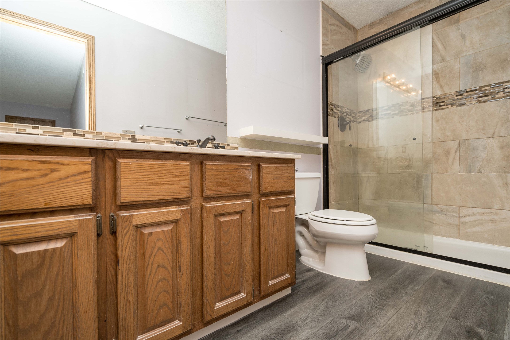 8214 Northview Drive