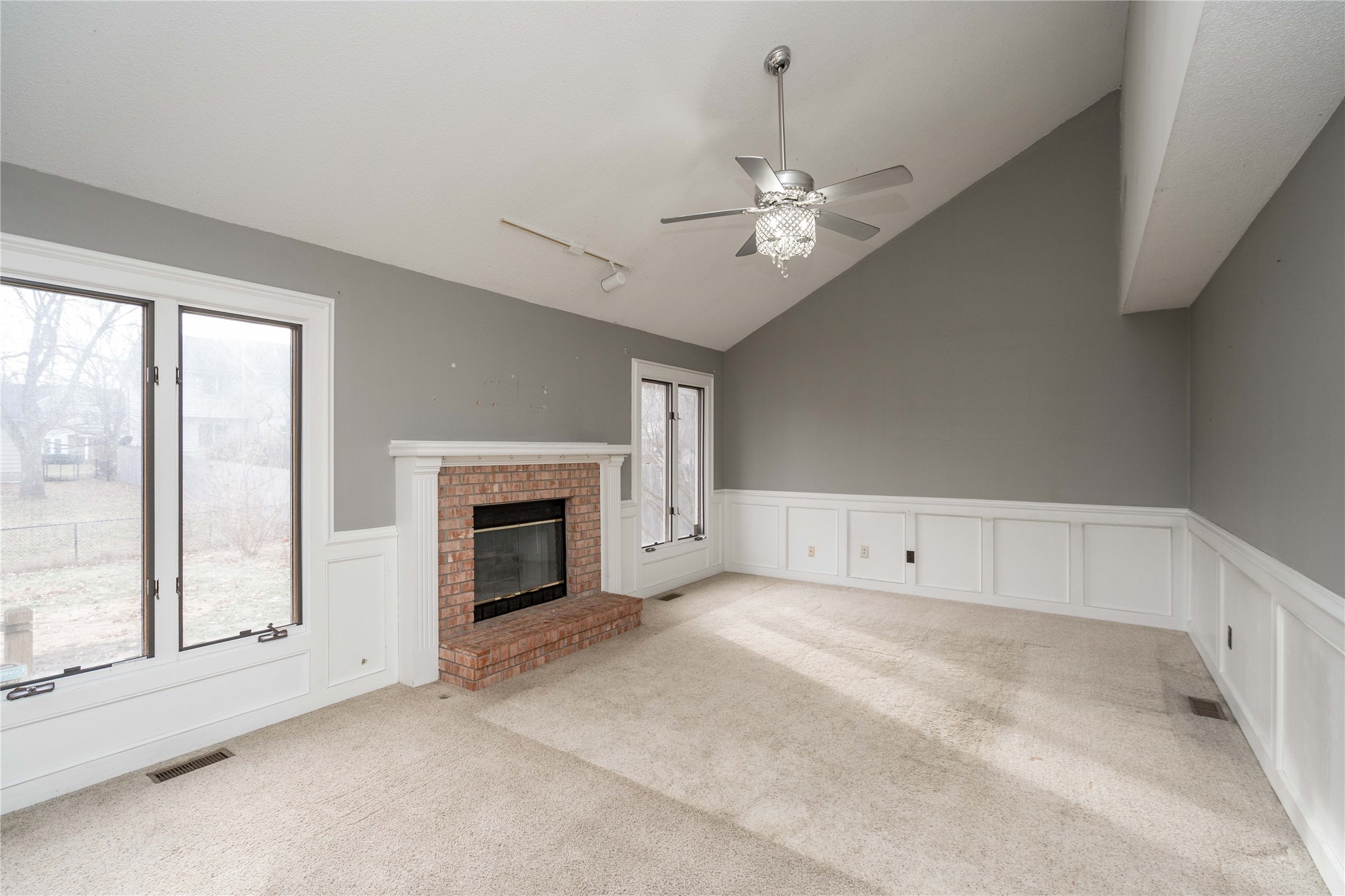 8214 Northview Drive