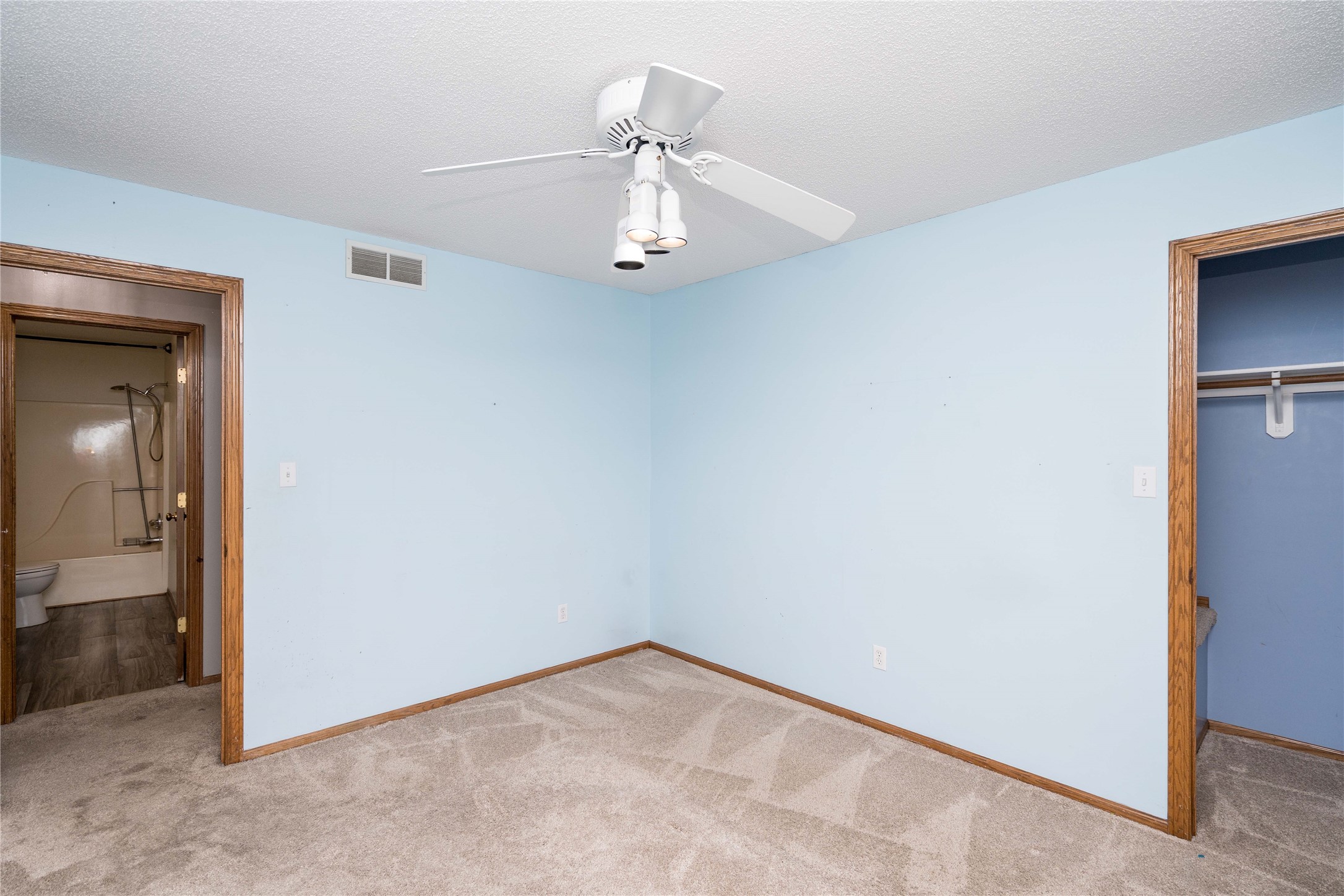 8214 Northview Drive