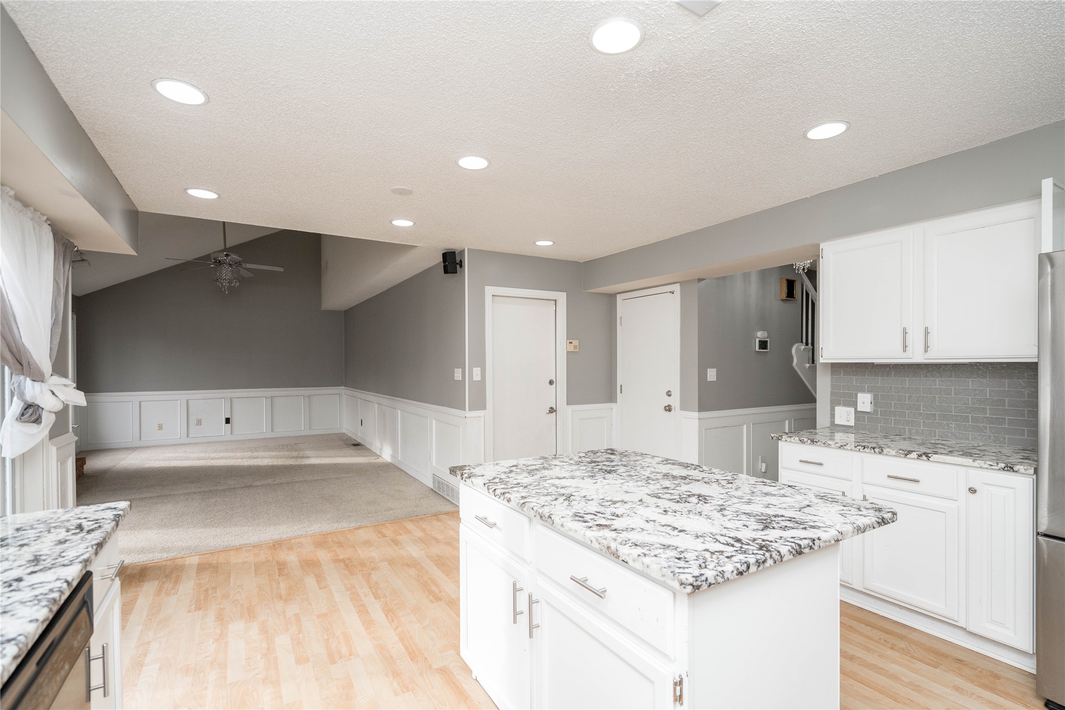 8214 Northview Drive