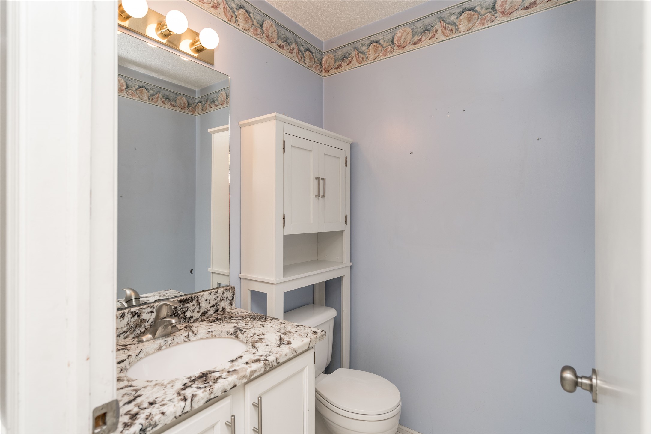 8214 Northview Drive