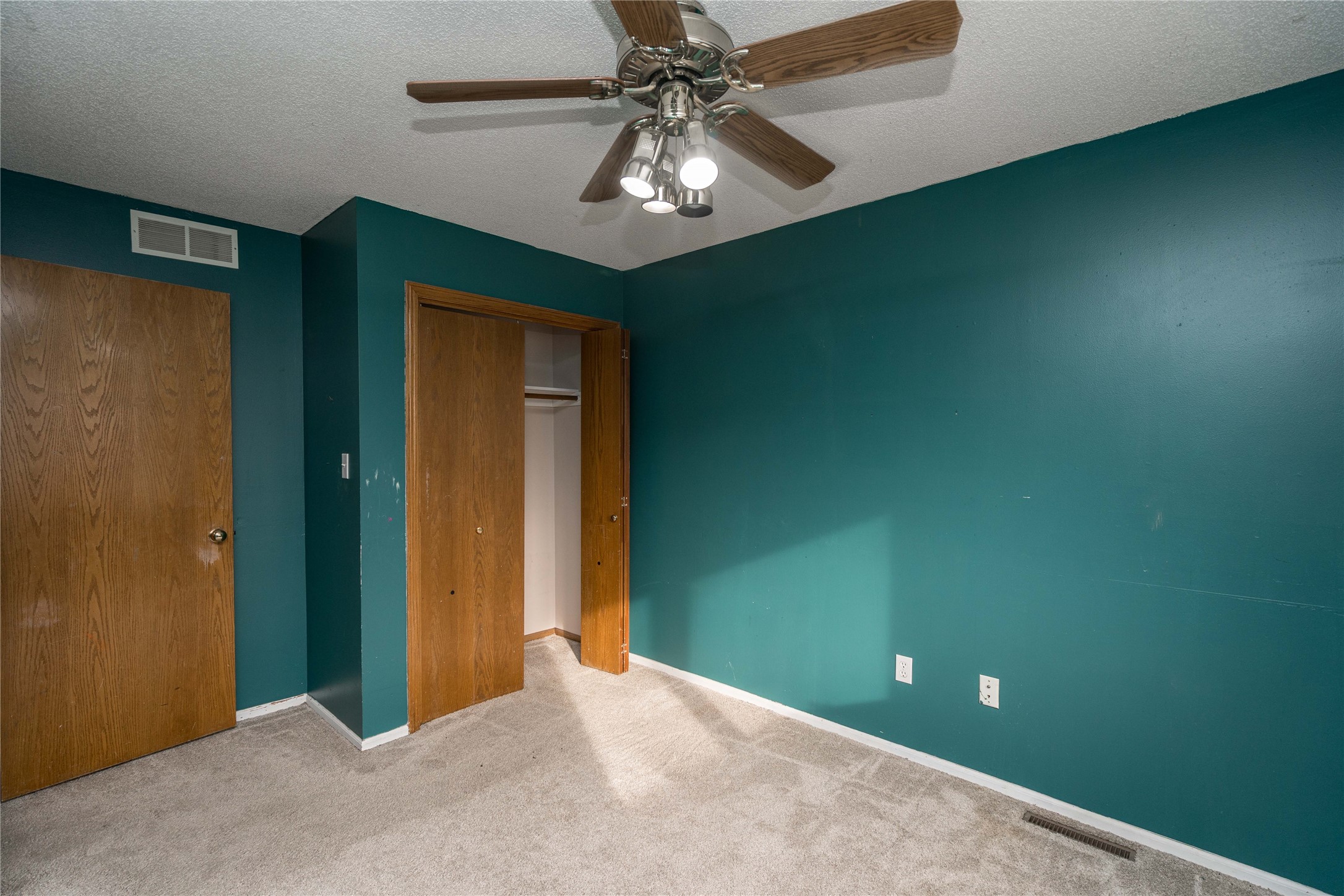 8214 Northview Drive