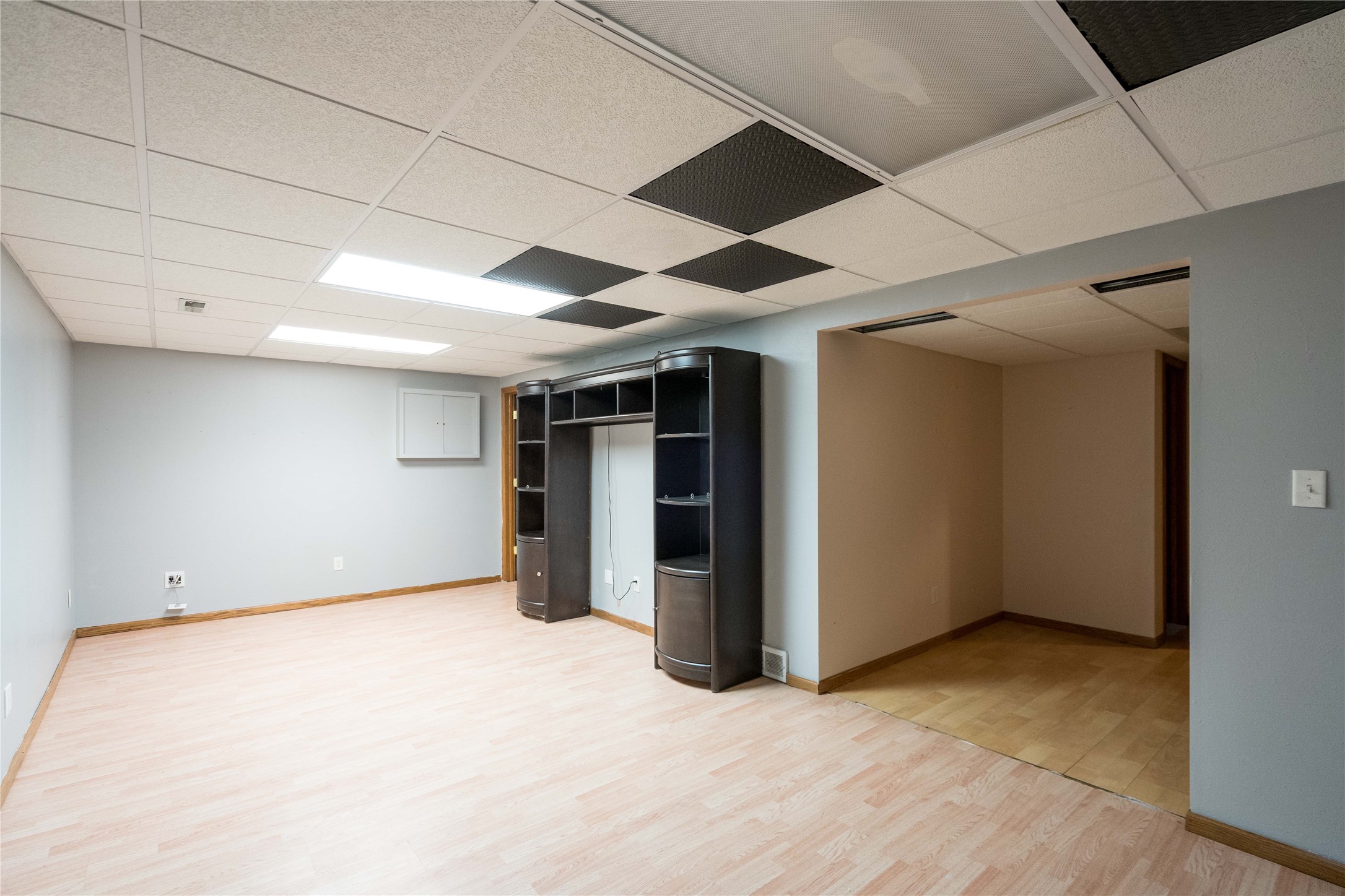 8214 Northview Drive