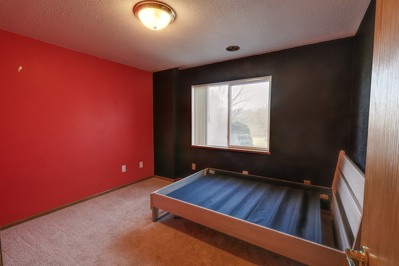 121 Valley View Drive