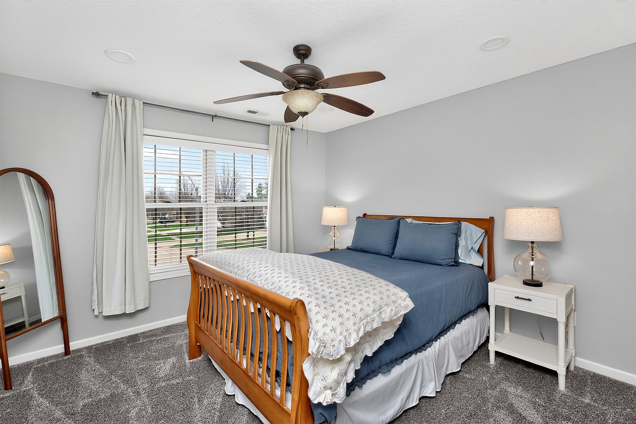 1000 SE Bluegrass Circle
