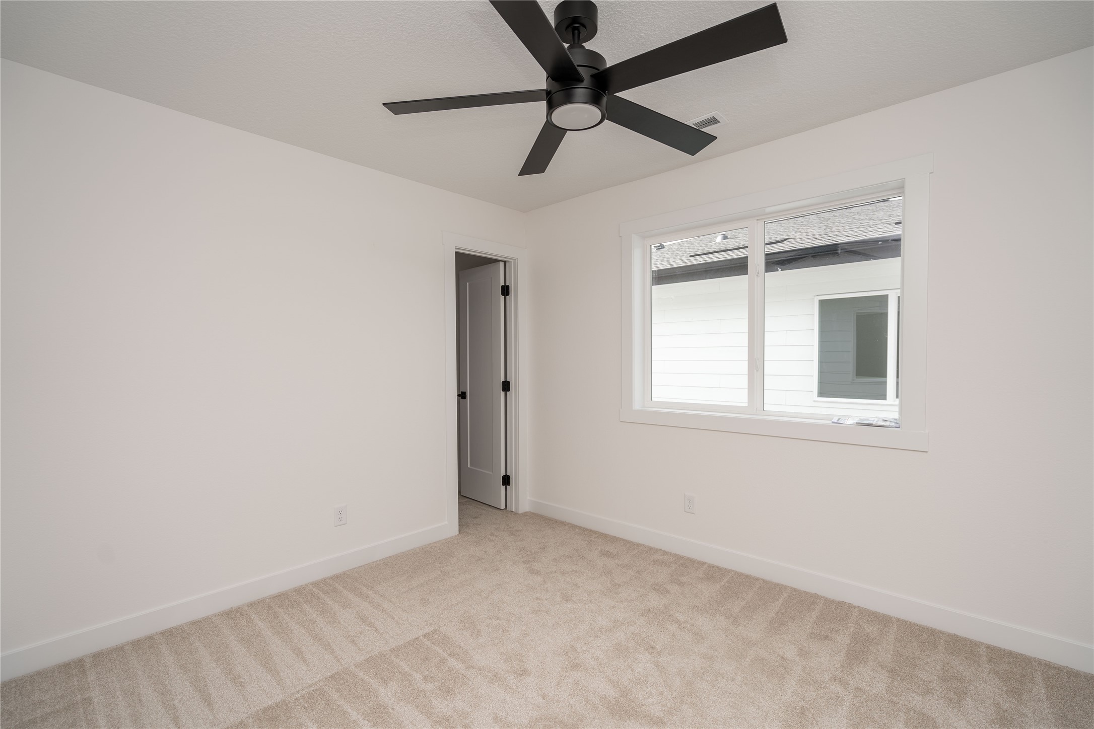 1104 NW Sproul Drive