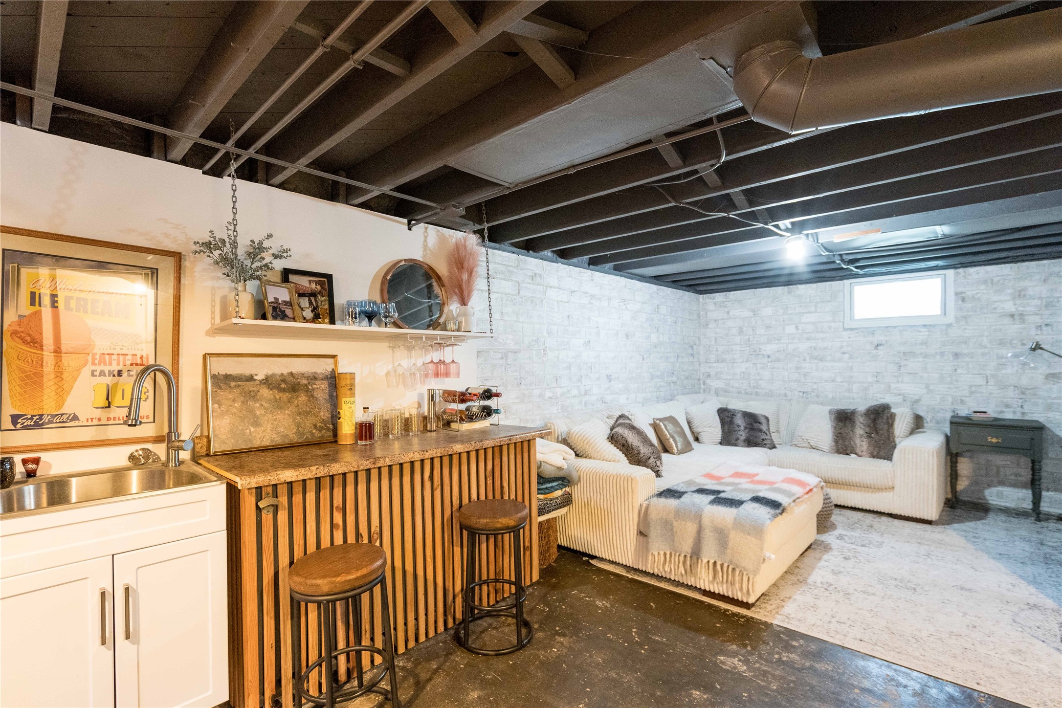 313 SW Logan Street
