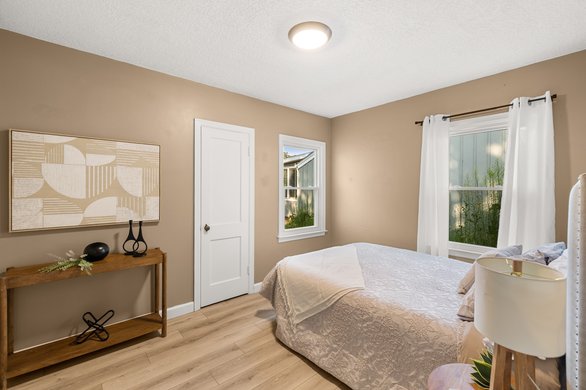 6116 Harwood Drive