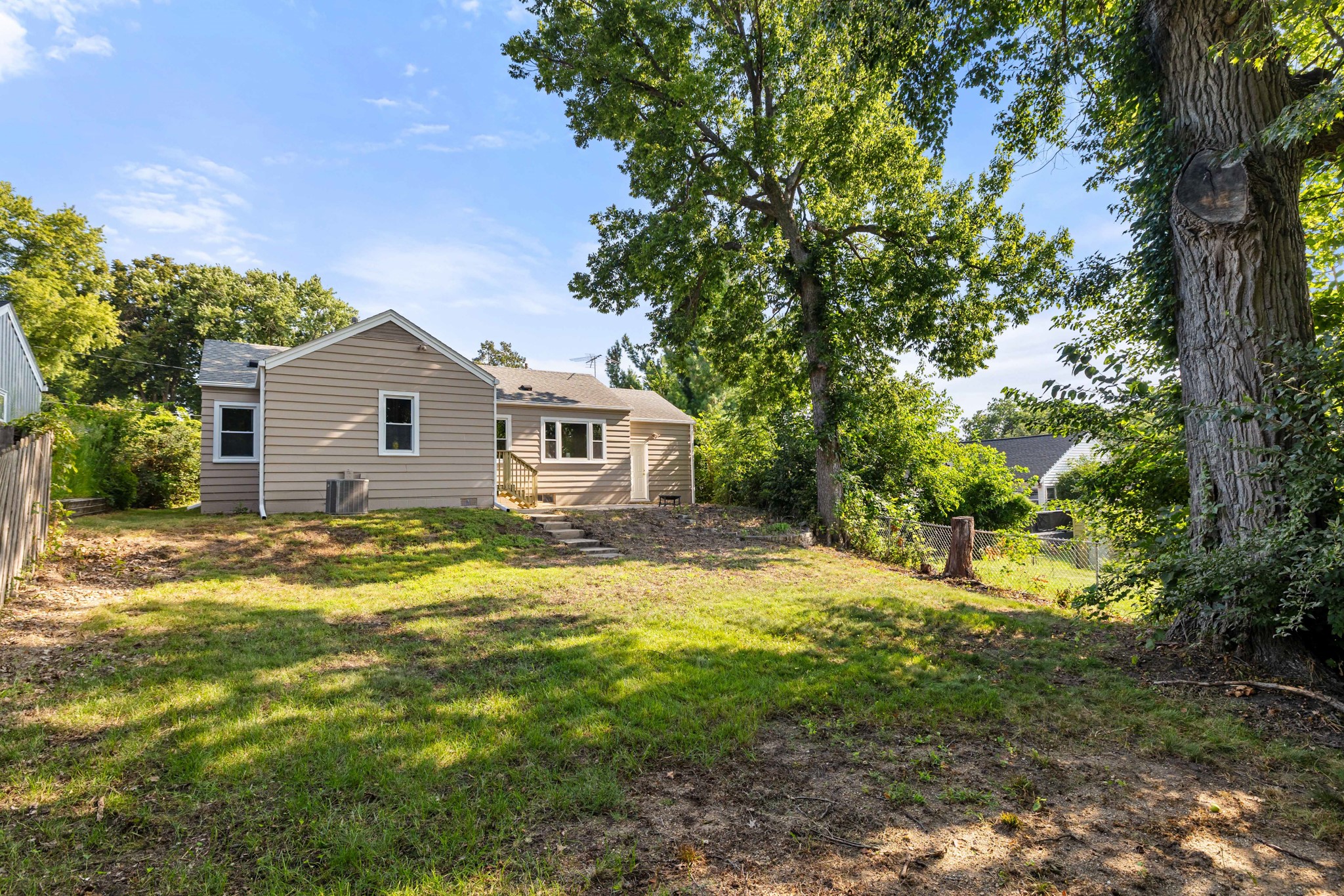 6116 Harwood Drive