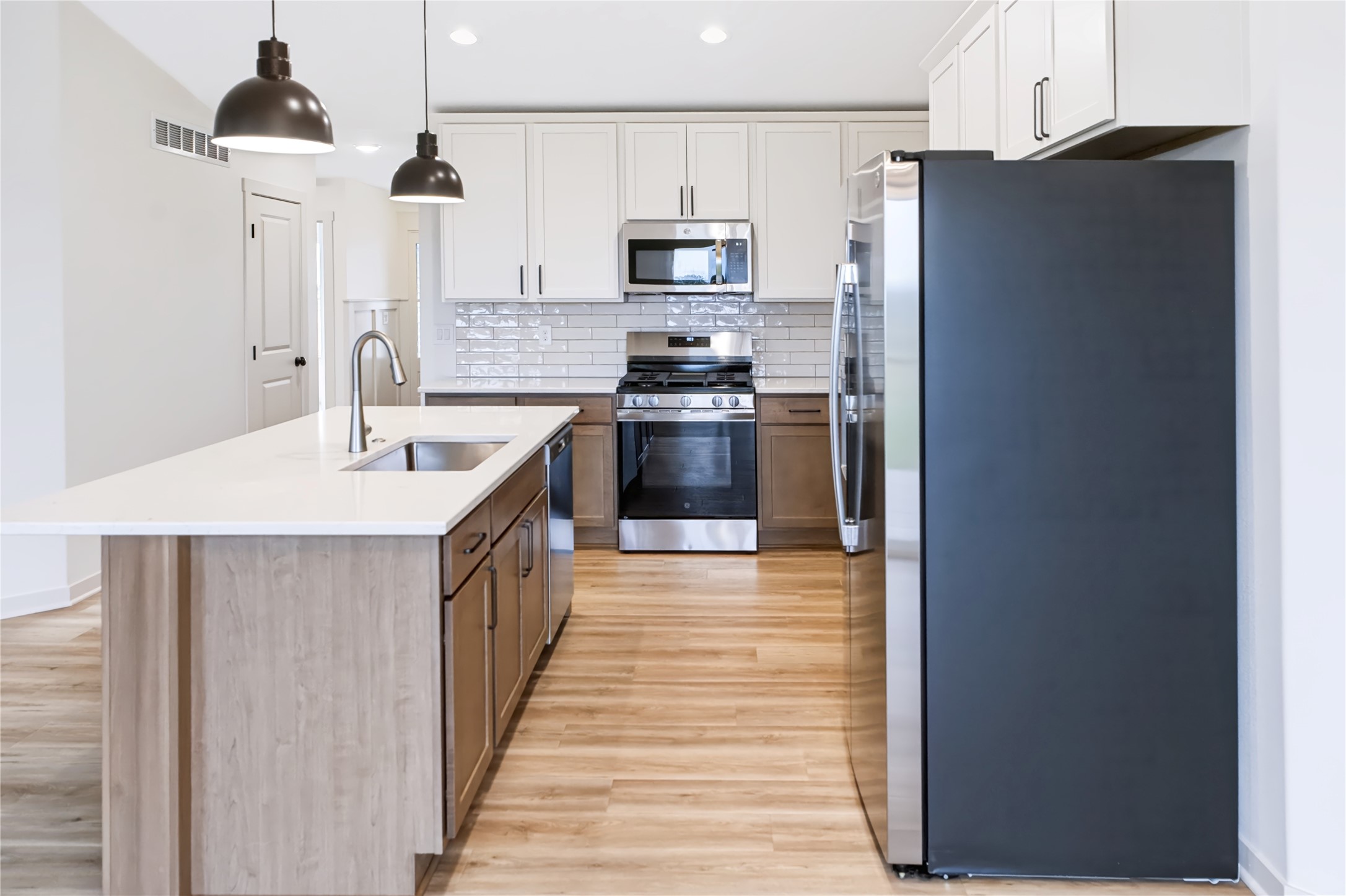 3193 Marigold Circle