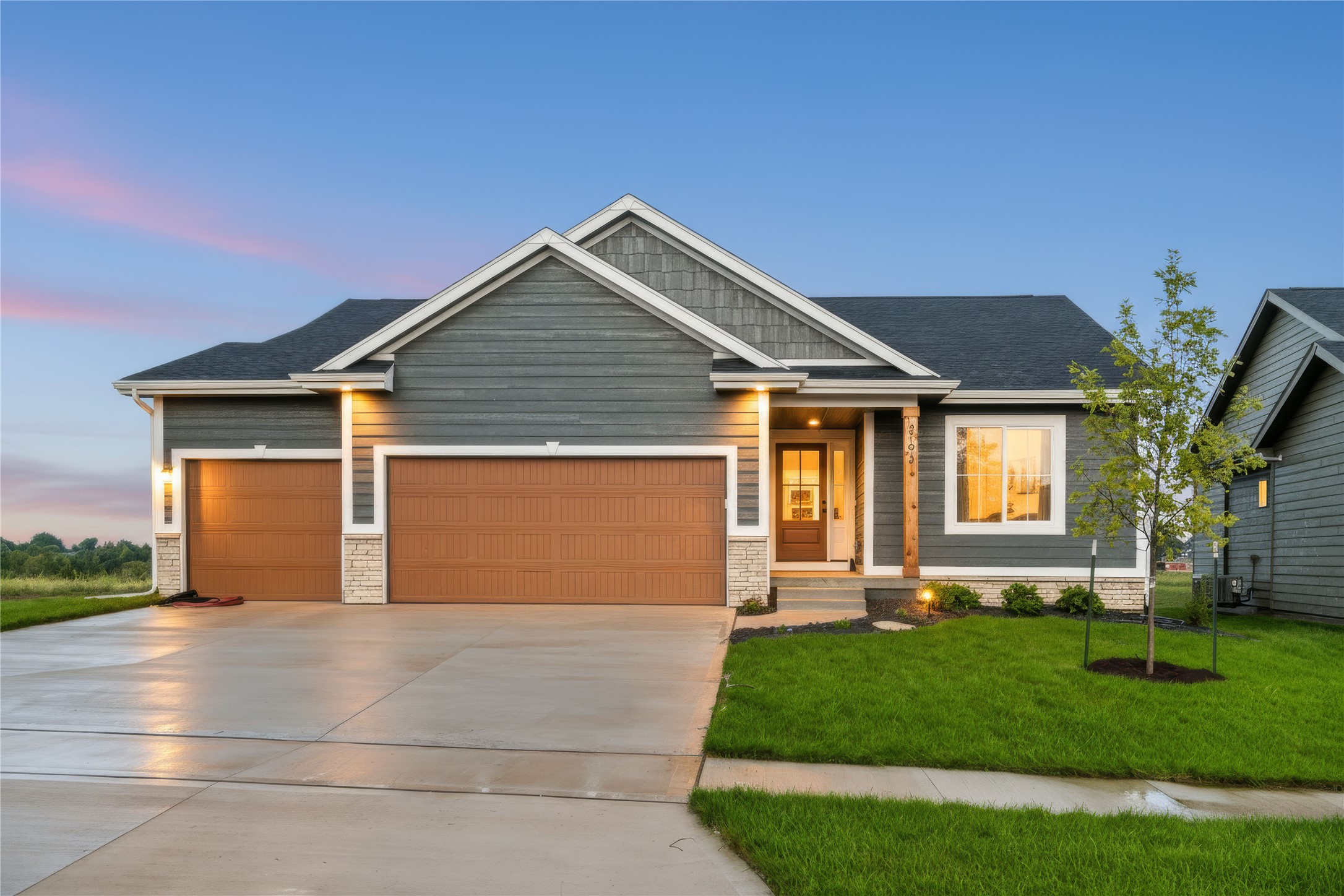 3193 Marigold Circle