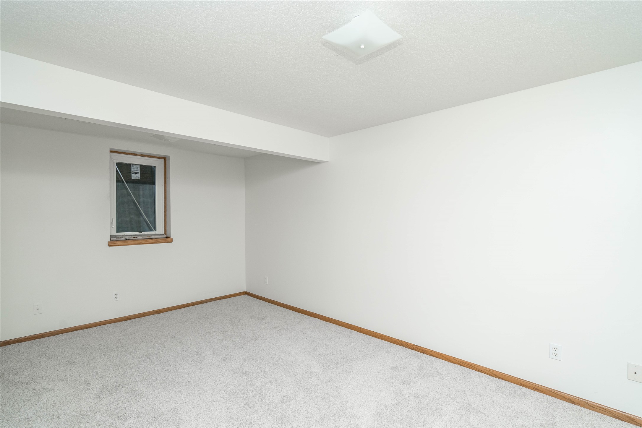 809 NE 5th Street