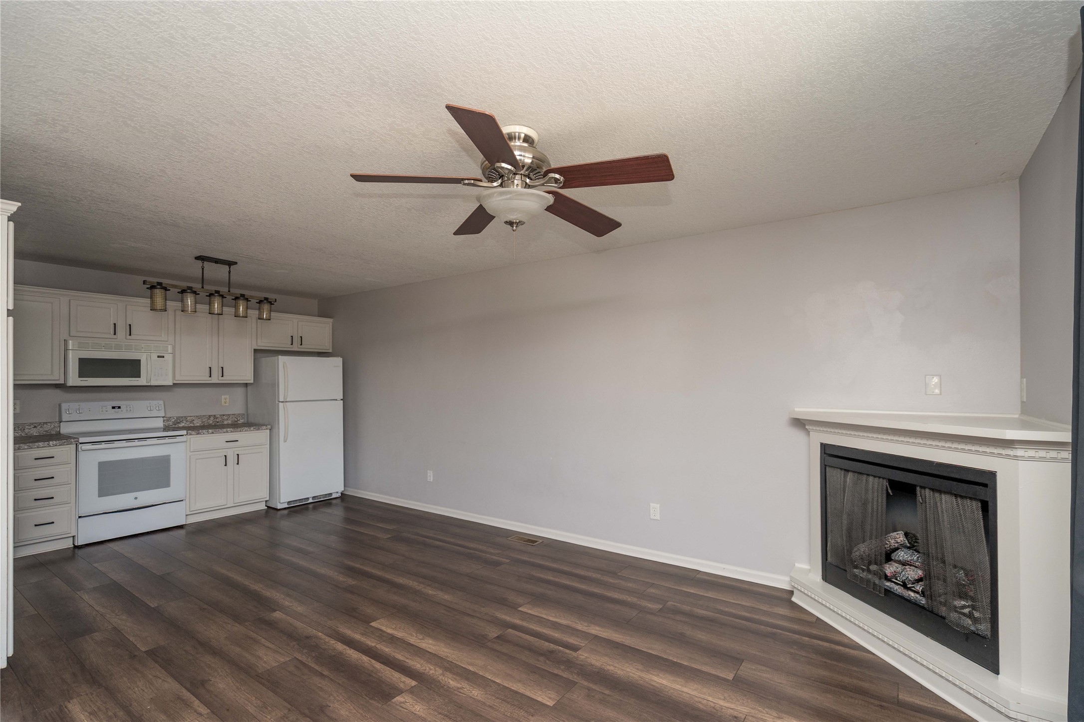 1151 SE Village View Lane