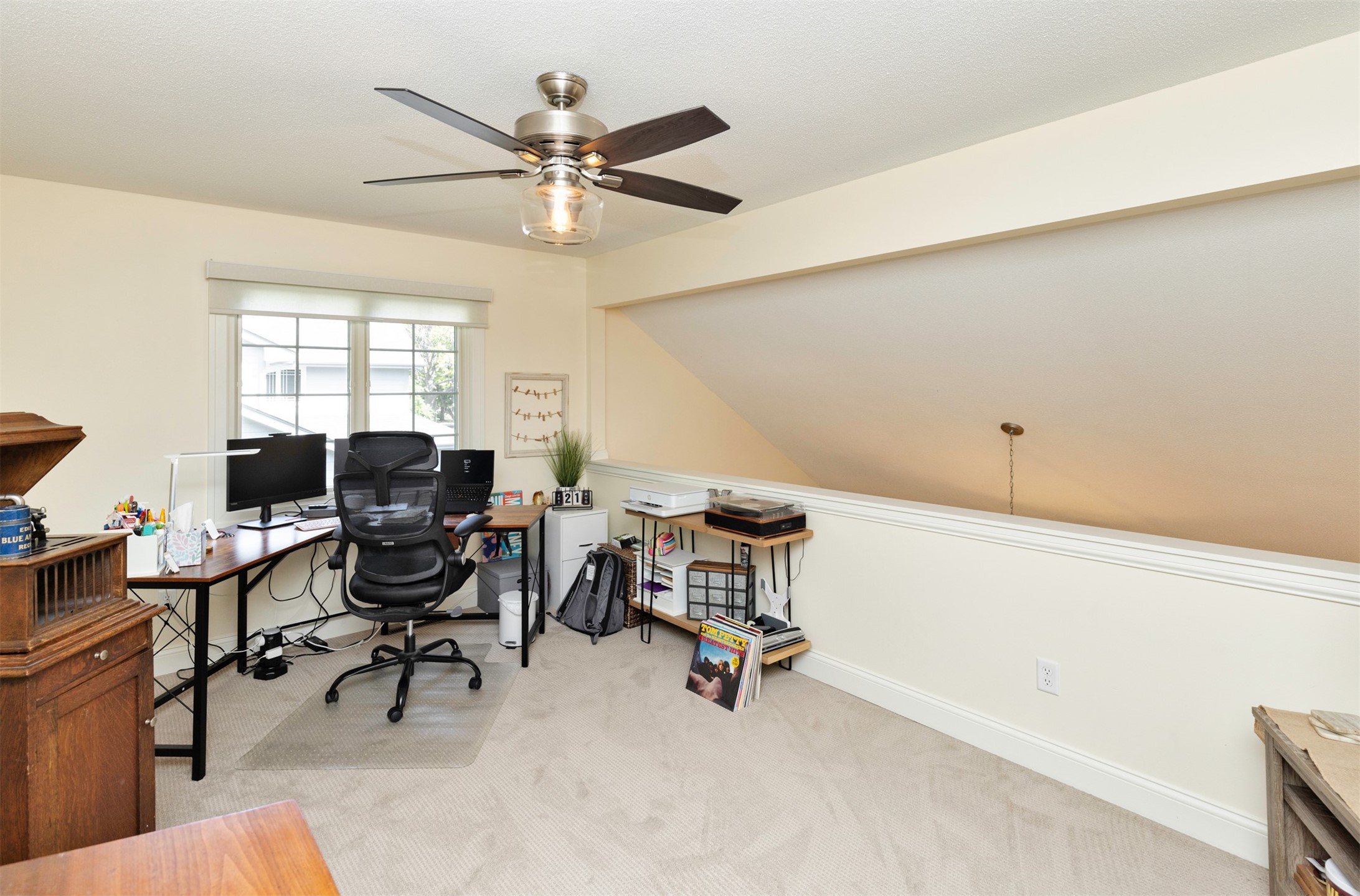 5413 Woodland Avenue