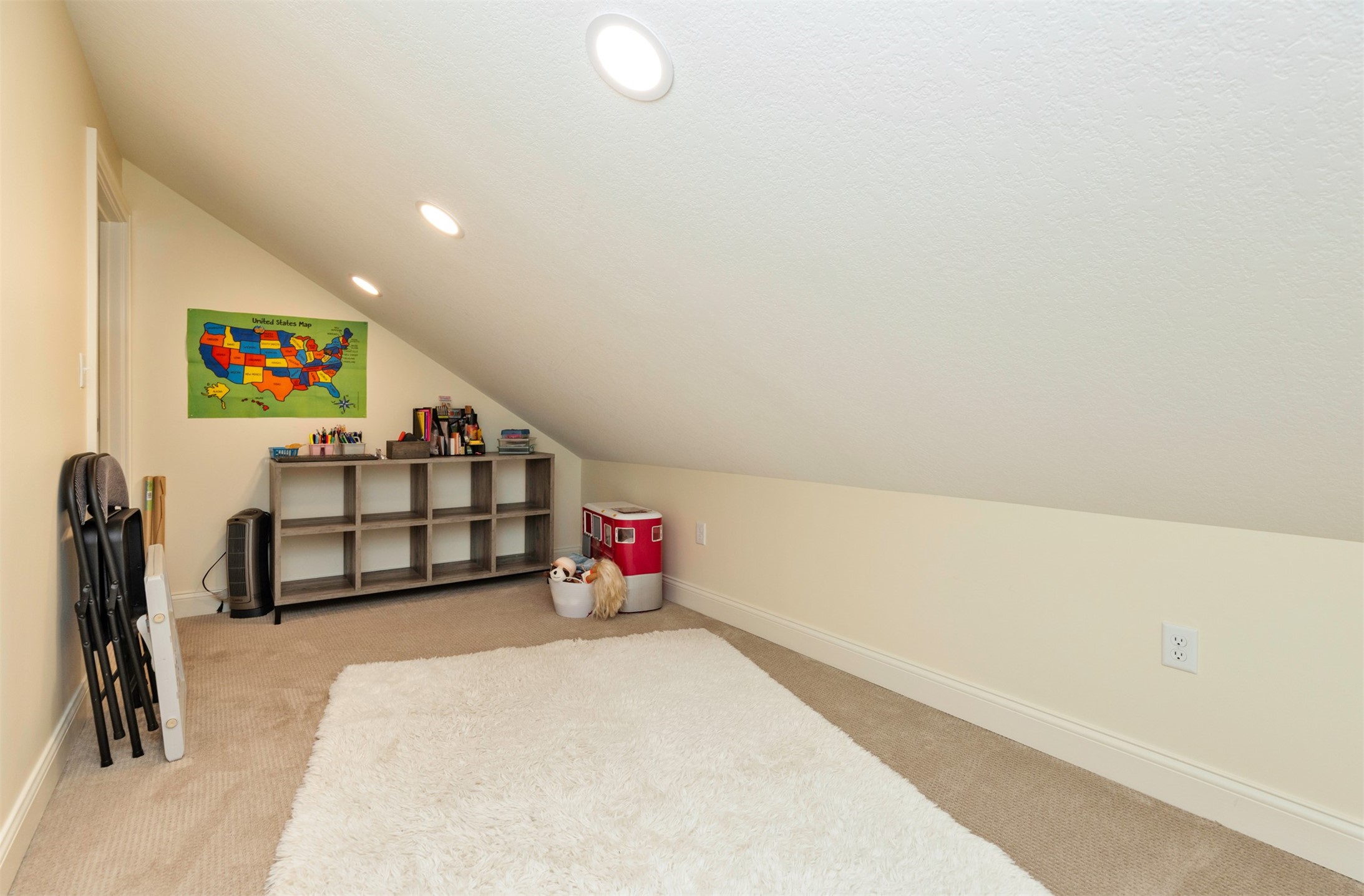 5413 Woodland Avenue