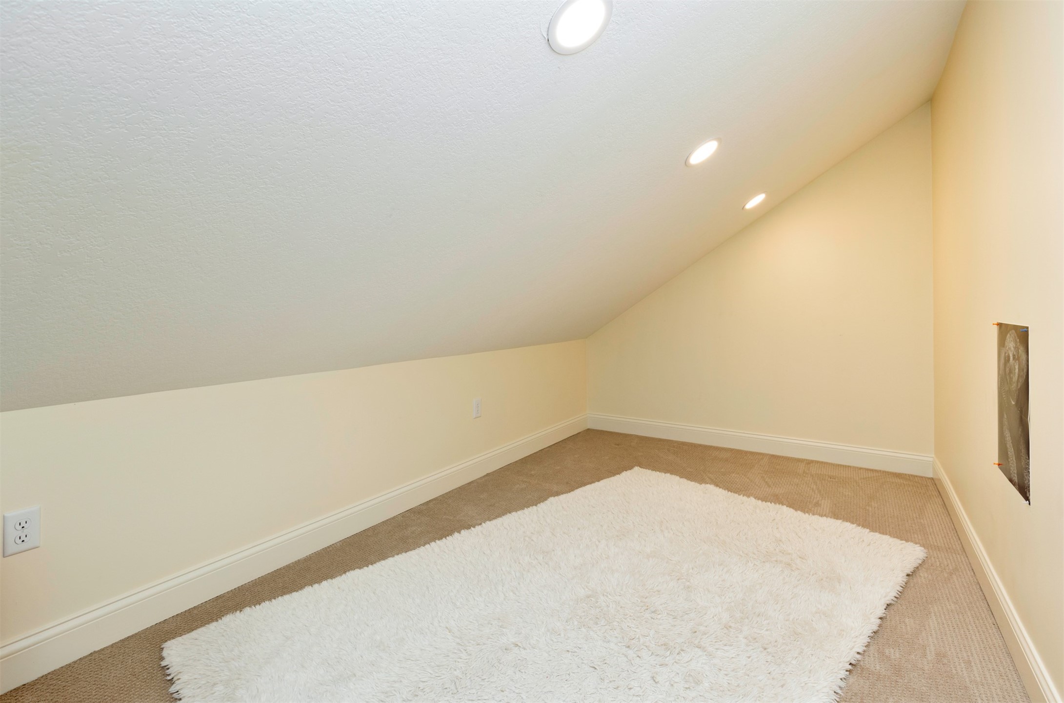 5413 Woodland Avenue