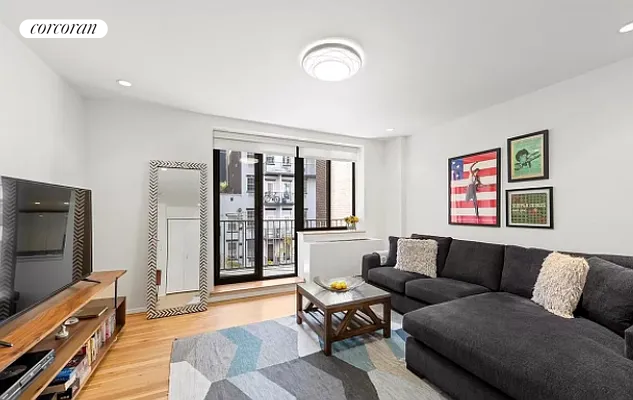 445 W 19TH Street 4C