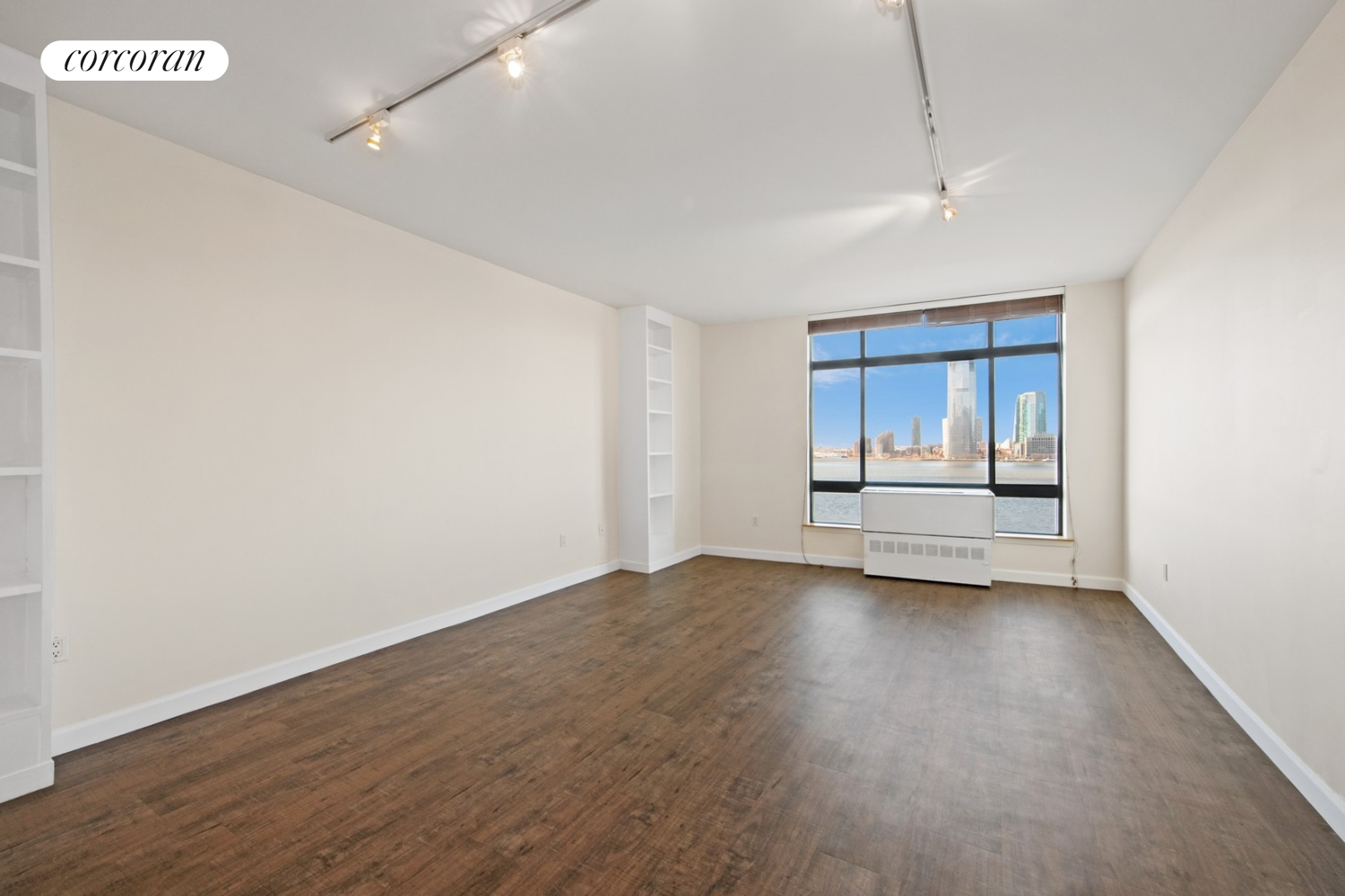 350 ALBANY Street 8A