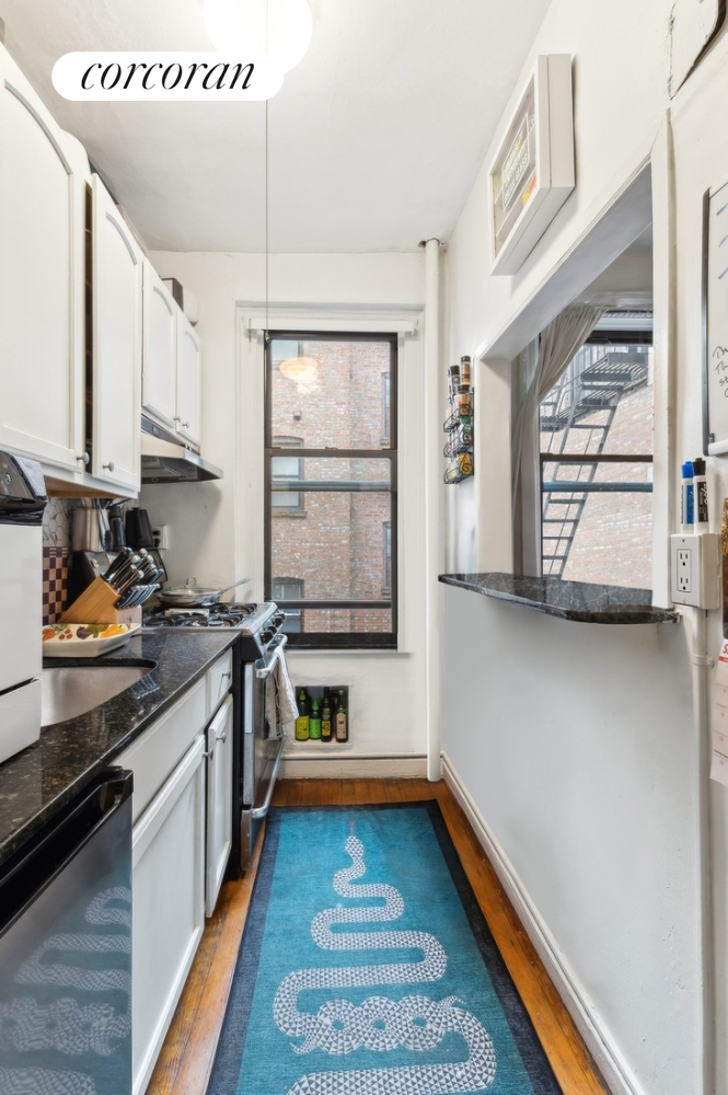270 W 11TH Street 4E