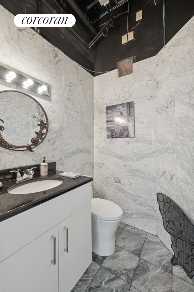 28 W 38TH Street 2W