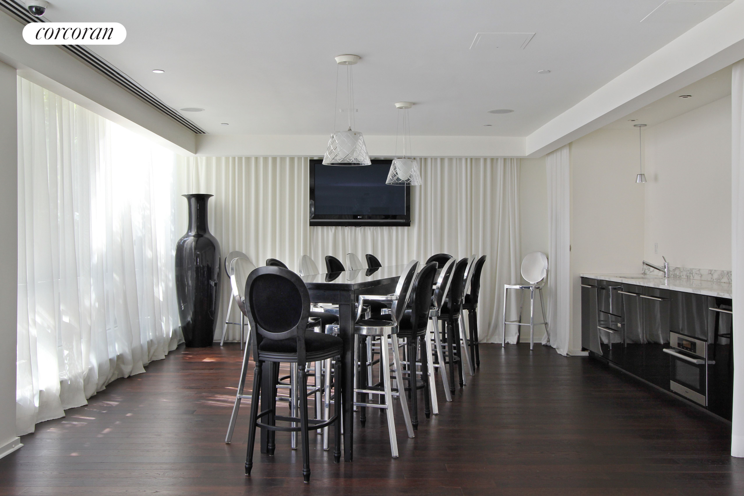 340 E 23RD Street 10D