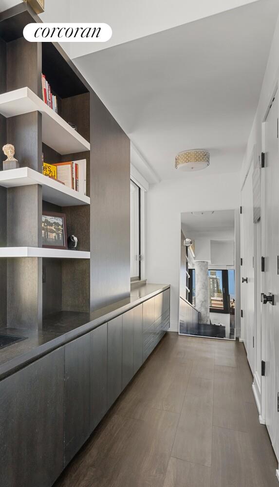 393 W 49TH Street 5CC