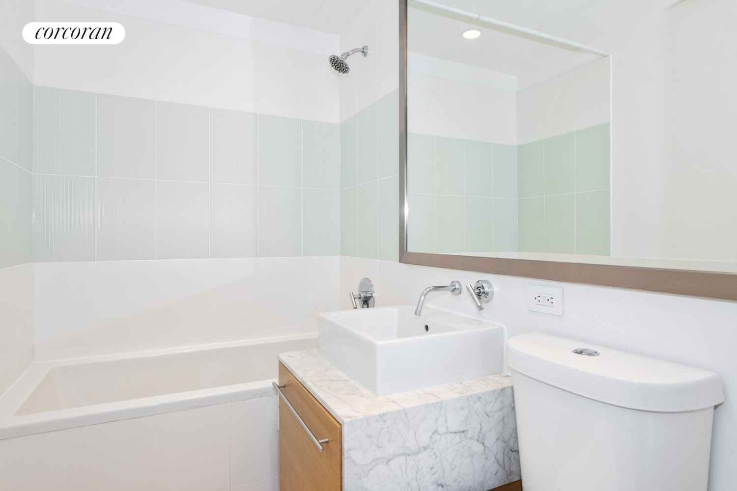 100 W 39TH Street 39J
