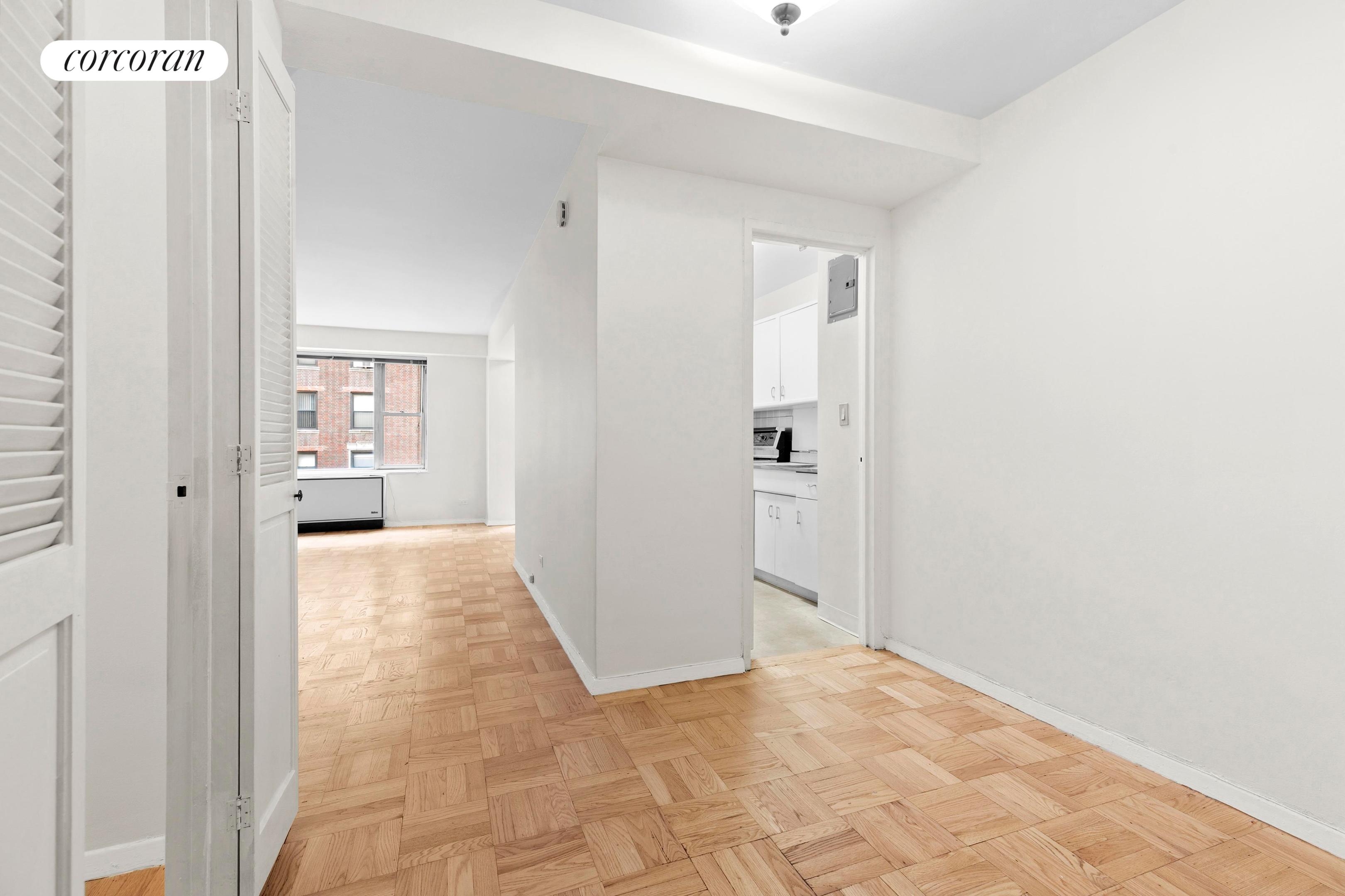 310 LEXINGTON Avenue 5H