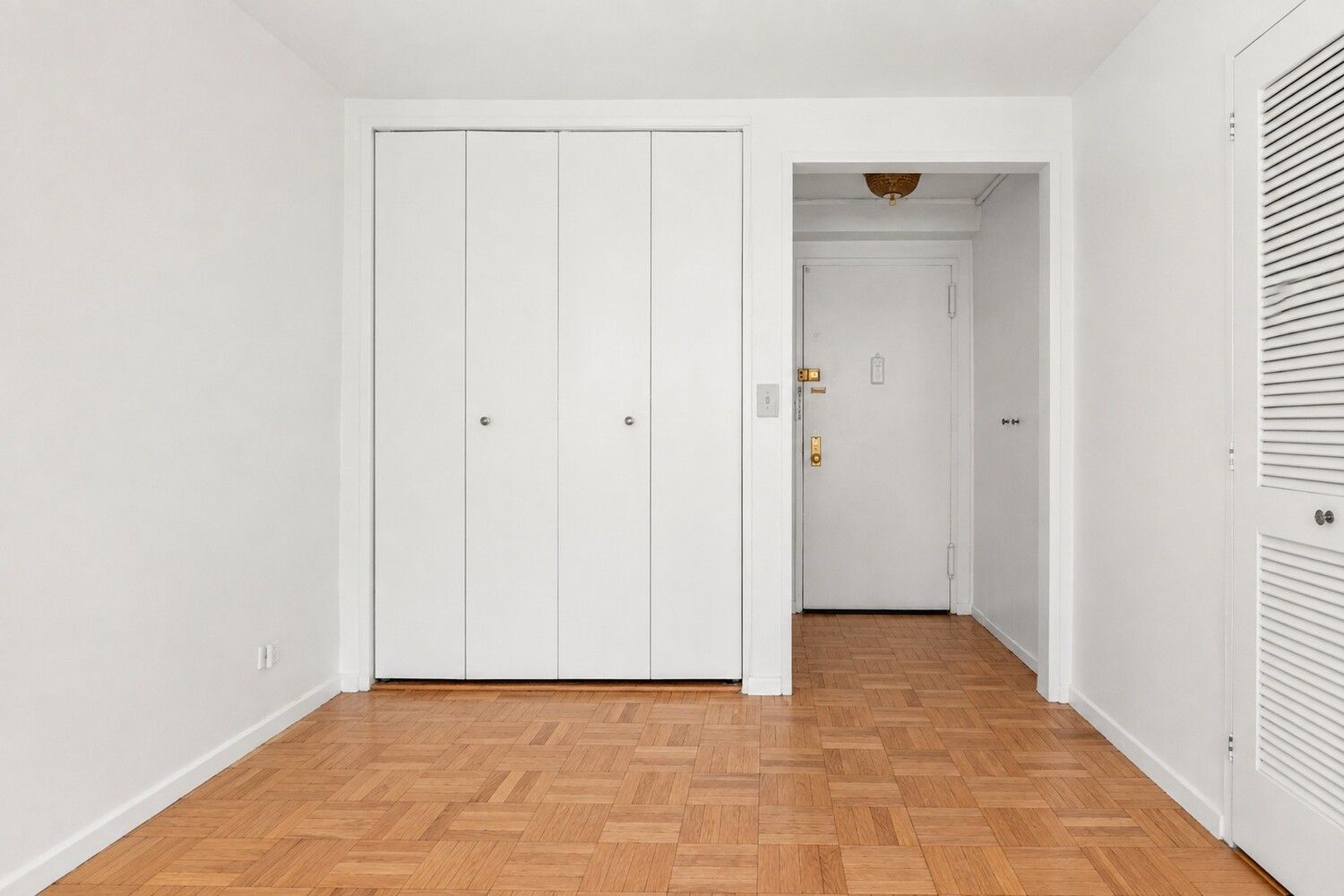 310 LEXINGTON Avenue 5H