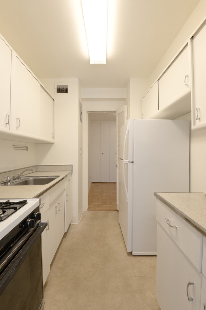 310 LEXINGTON Avenue 5H