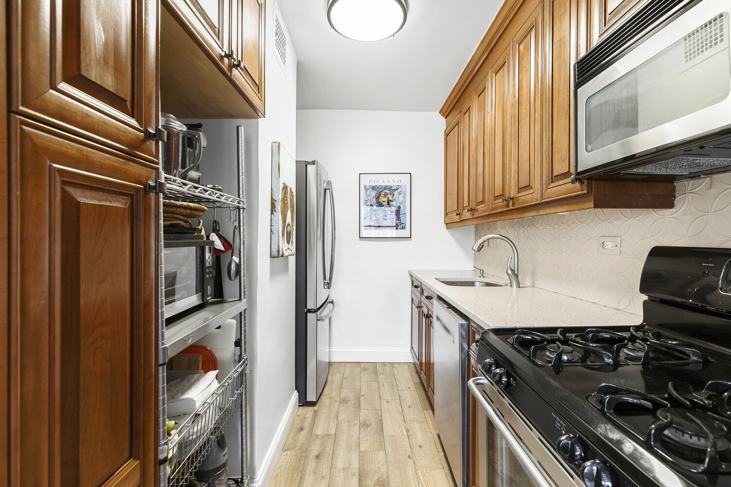185 W END Avenue 26H