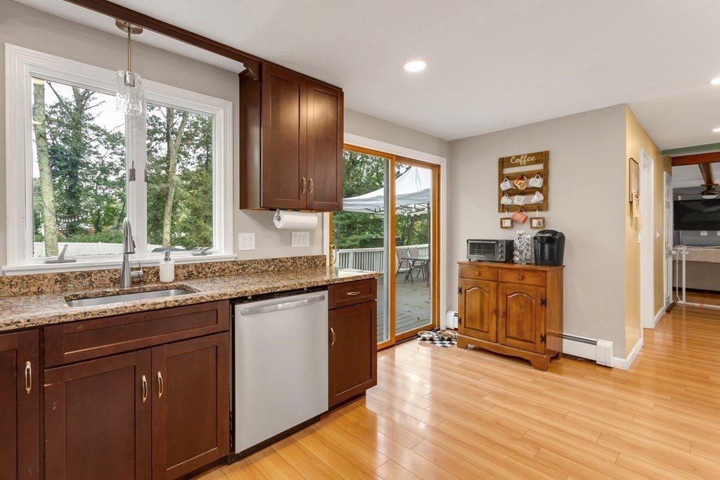 11 Louis Rd