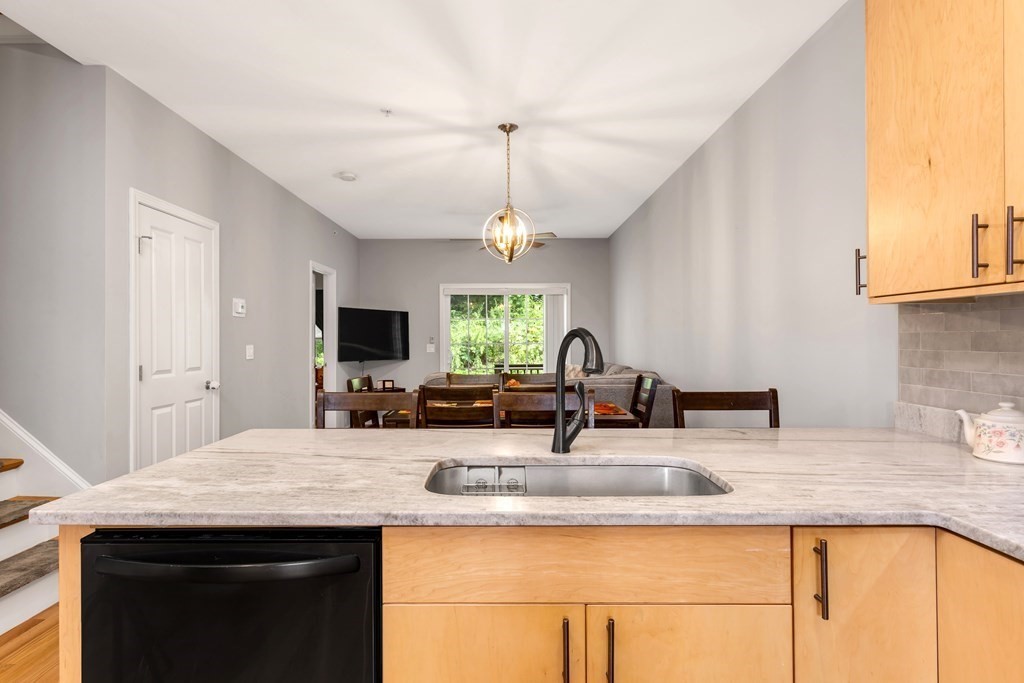 58 Reed Ave # 14