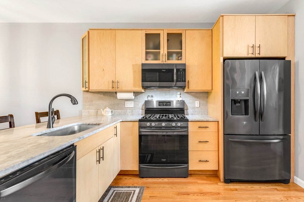 58 Reed Ave # 14