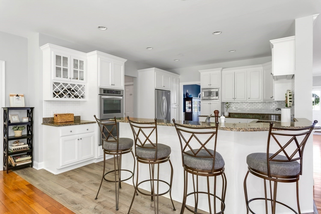 24 Symphony Dr