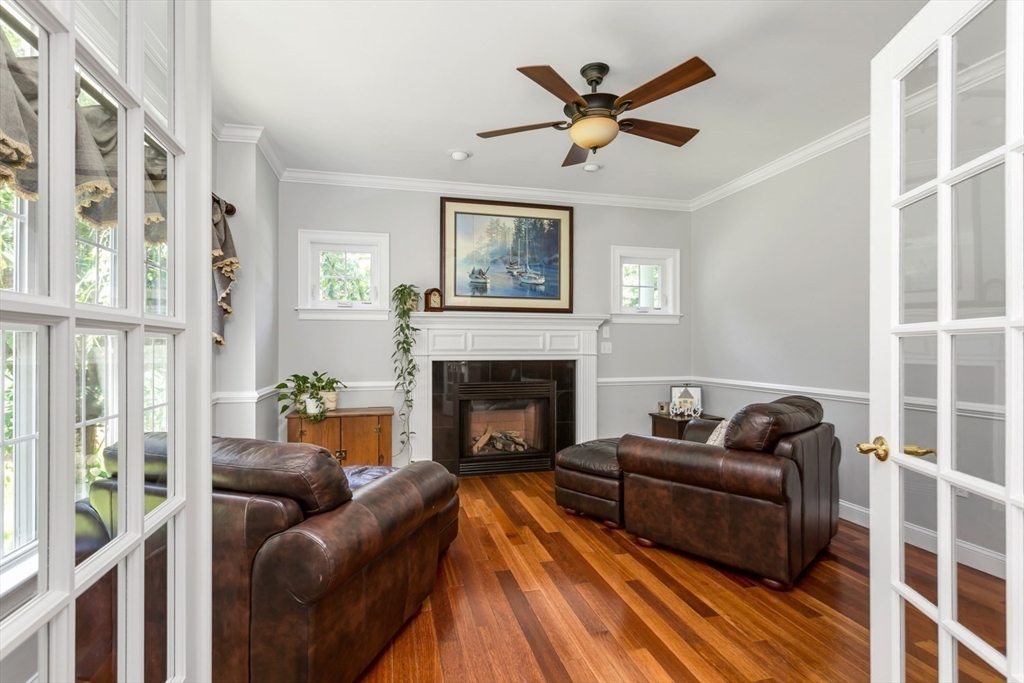 24 Symphony Dr