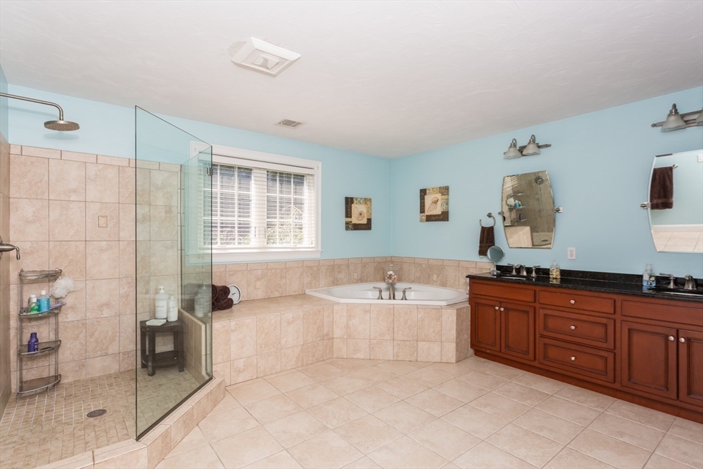 24 Symphony Dr