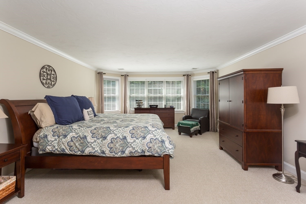 24 Symphony Dr