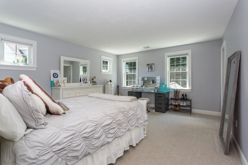 24 Symphony Dr