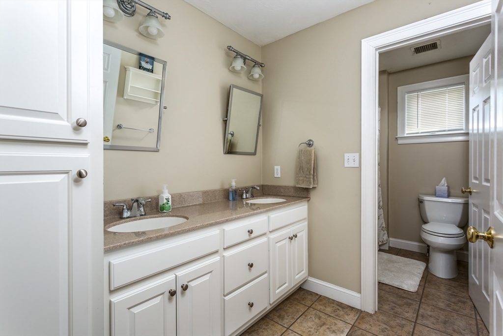 24 Symphony Dr