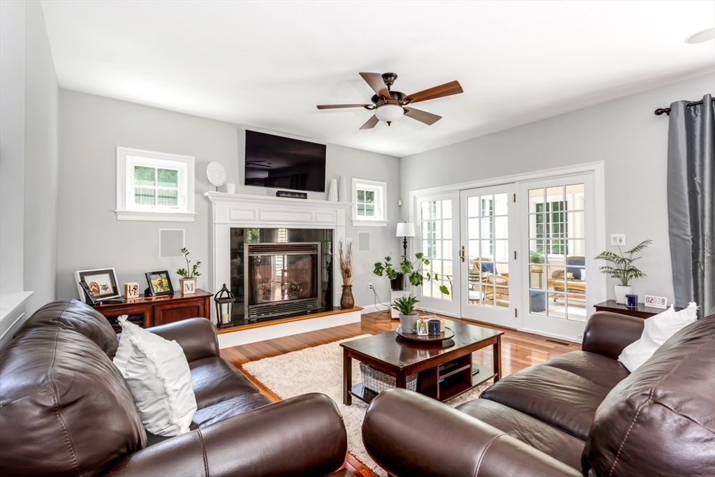 24 Symphony Dr