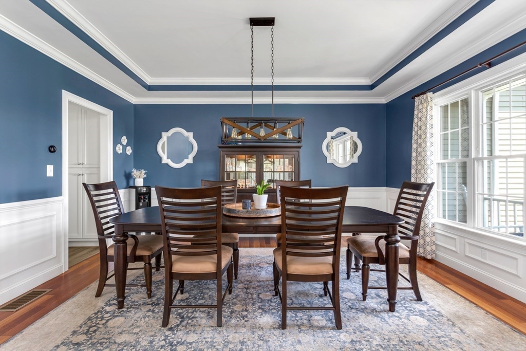 24 Symphony Dr