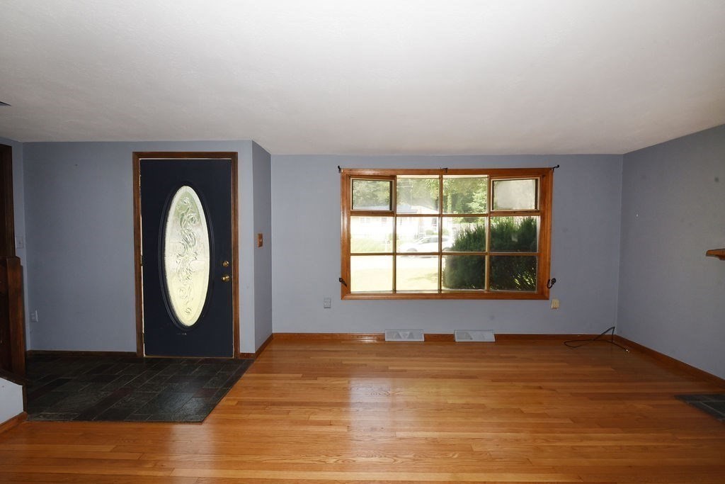 6 Sheridan Dr.