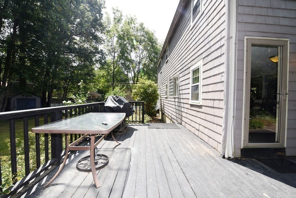 6 Sheridan Dr.