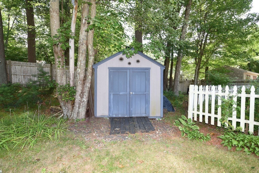 6 Sheridan Dr.