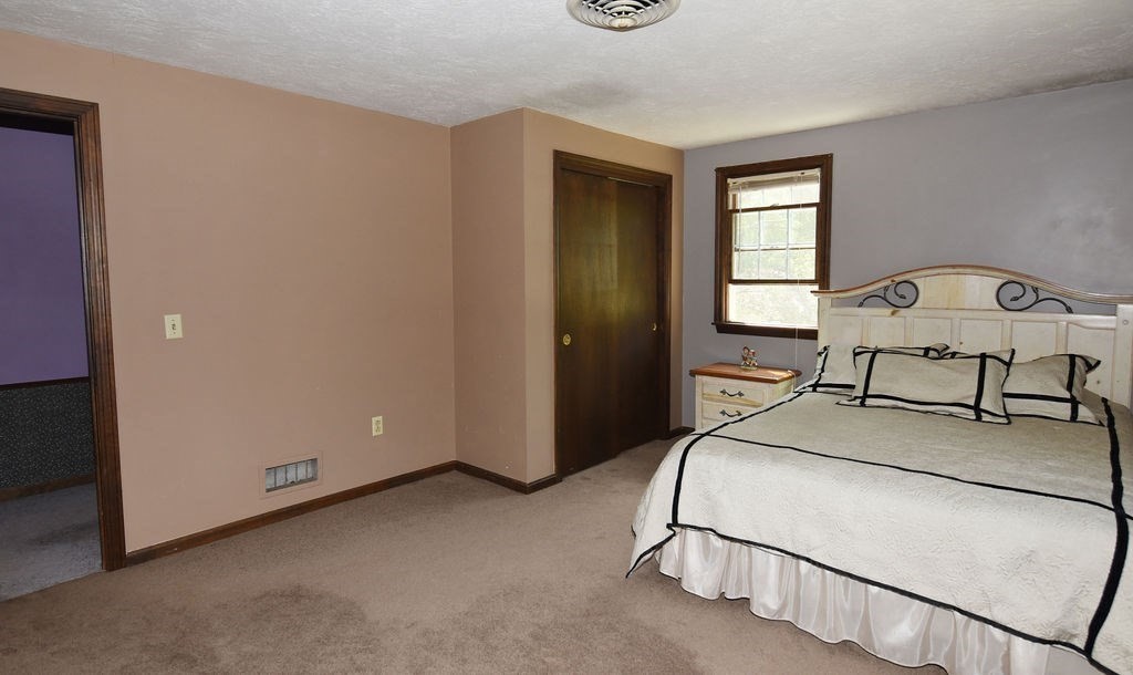 6 Sheridan Dr.