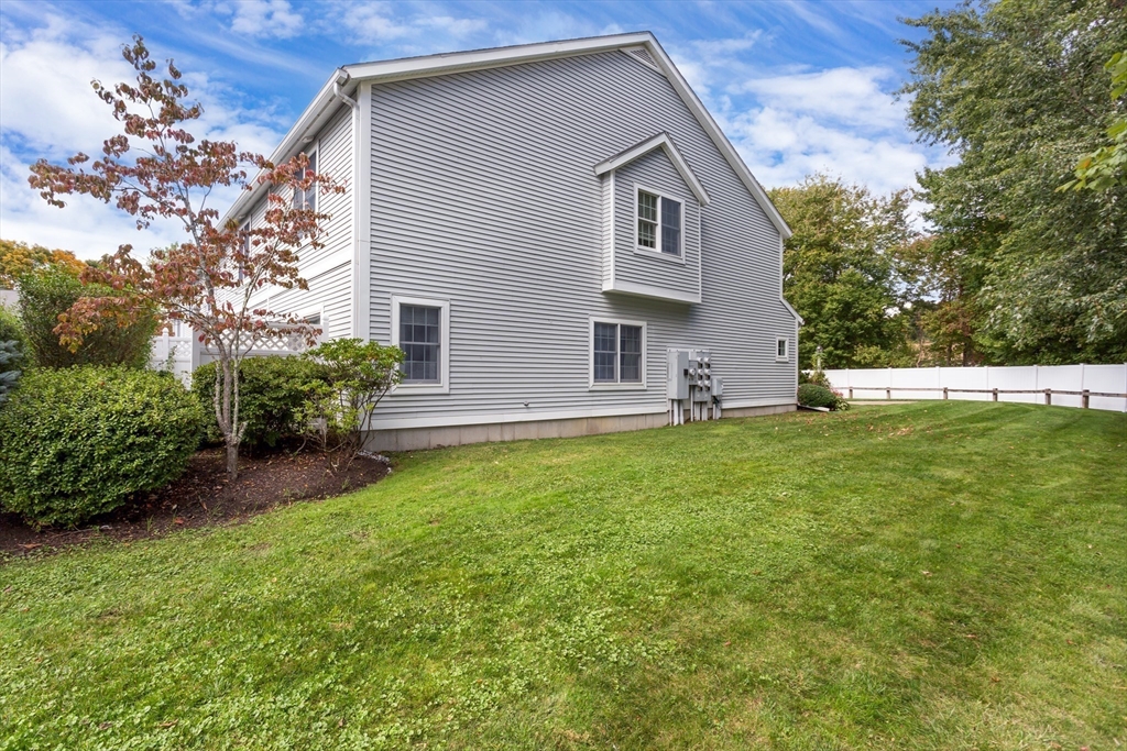 140 Commonwealth Ave # 15