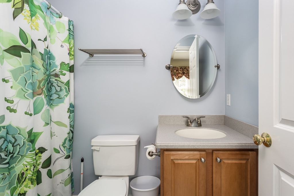 140 Commonwealth Ave # 15