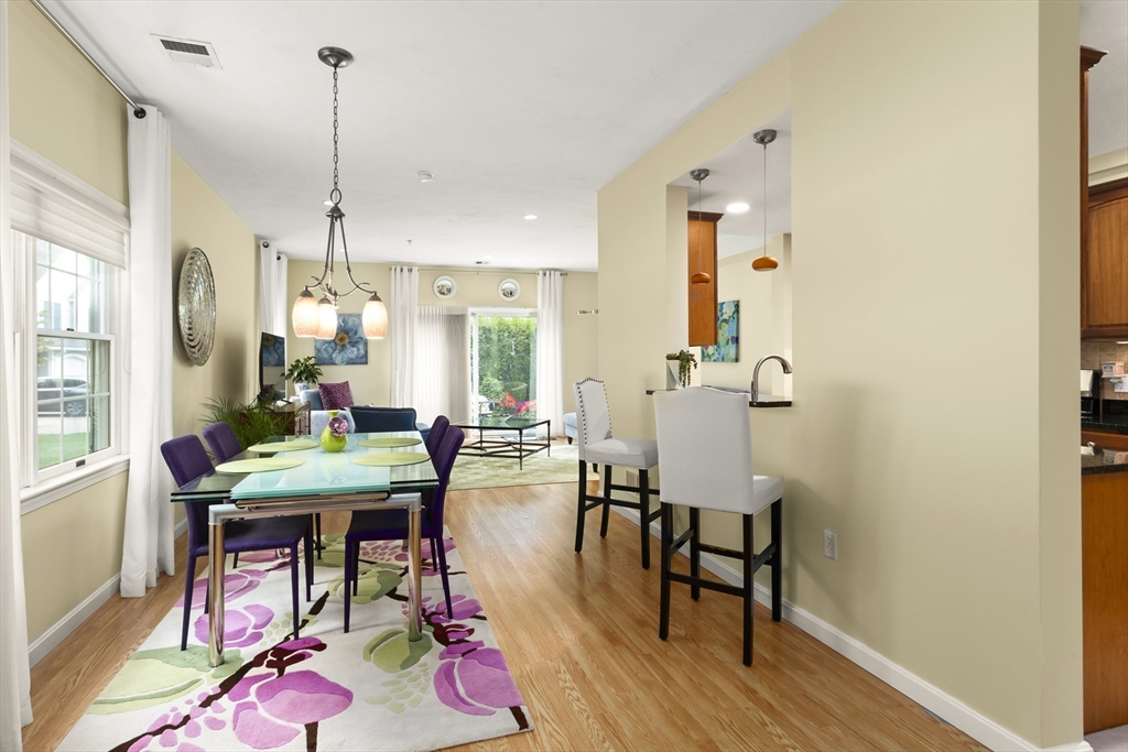 140 Commonwealth Ave # 15