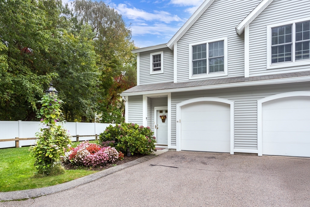 140 Commonwealth Ave # 15